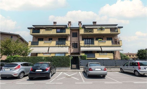appartamento in vendita a Mulazzano in zona Cassino d'Alberi