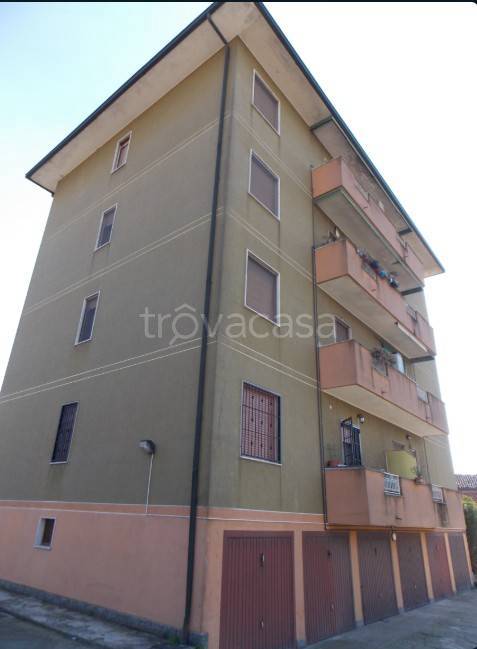 appartamento in vendita a Mulazzano in zona Cassino d'Alberi