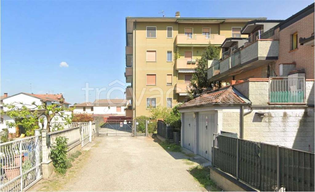 appartamento in vendita a Mulazzano in zona Cassino d'Alberi