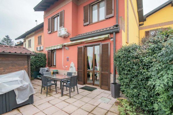 casa indipendente in vendita a Mulazzano