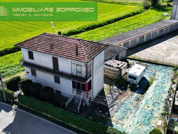 casa indipendente in vendita a Mulazzano in zona Cassino d'Alberi