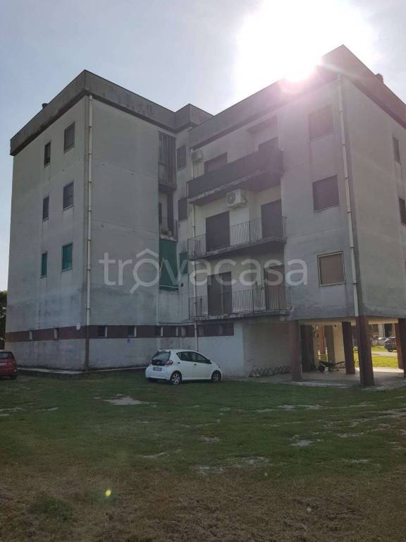 appartamento in vendita a Mulazzano in zona Quartiano