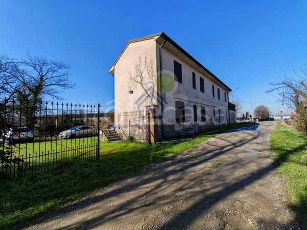 casa indipendente in vendita a Mulazzano