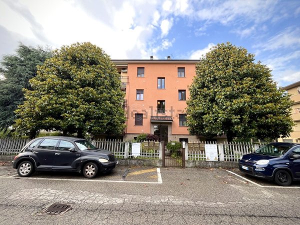 appartamento in vendita a Mulazzano in zona Cassino d'Alberi