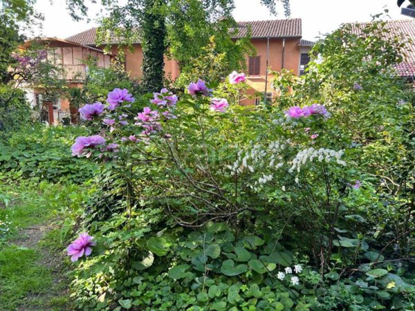 casa indipendente in vendita a Mulazzano in zona Quartiano