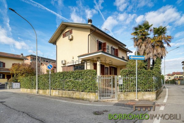 casa indipendente in vendita a Mulazzano