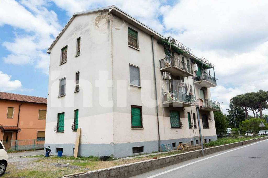 appartamento in vendita a Mulazzano in zona Quartiano