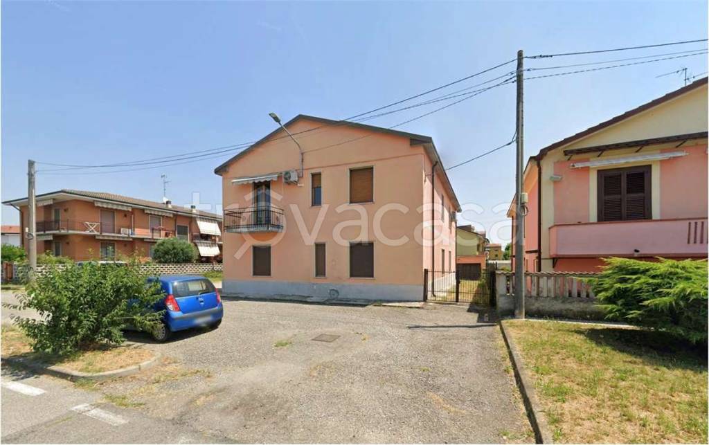 appartamento in vendita a Mulazzano in zona Quartiano