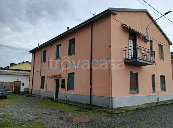 appartamento in vendita a Mulazzano in zona Quartiano