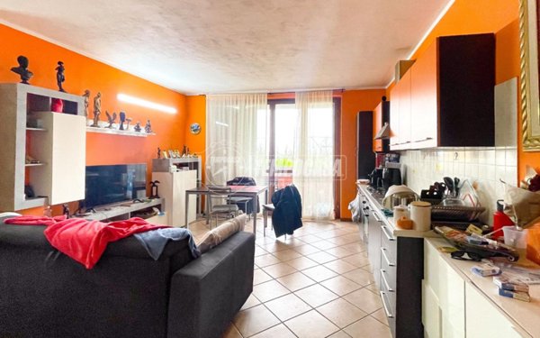 appartamento in vendita a Mulazzano in zona Quartiano