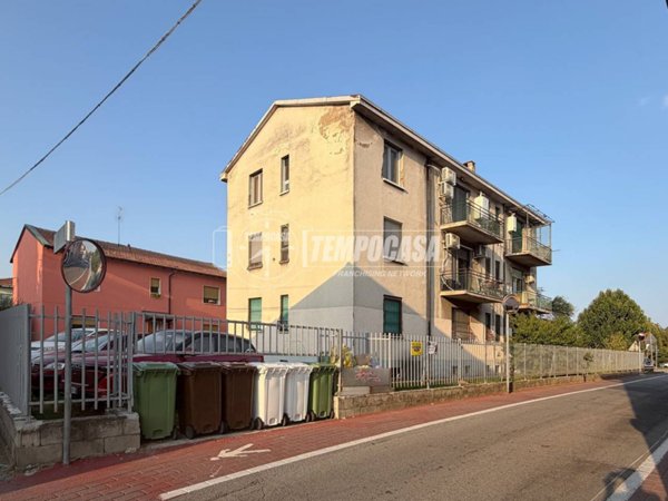 appartamento in vendita a Mulazzano in zona Quartiano
