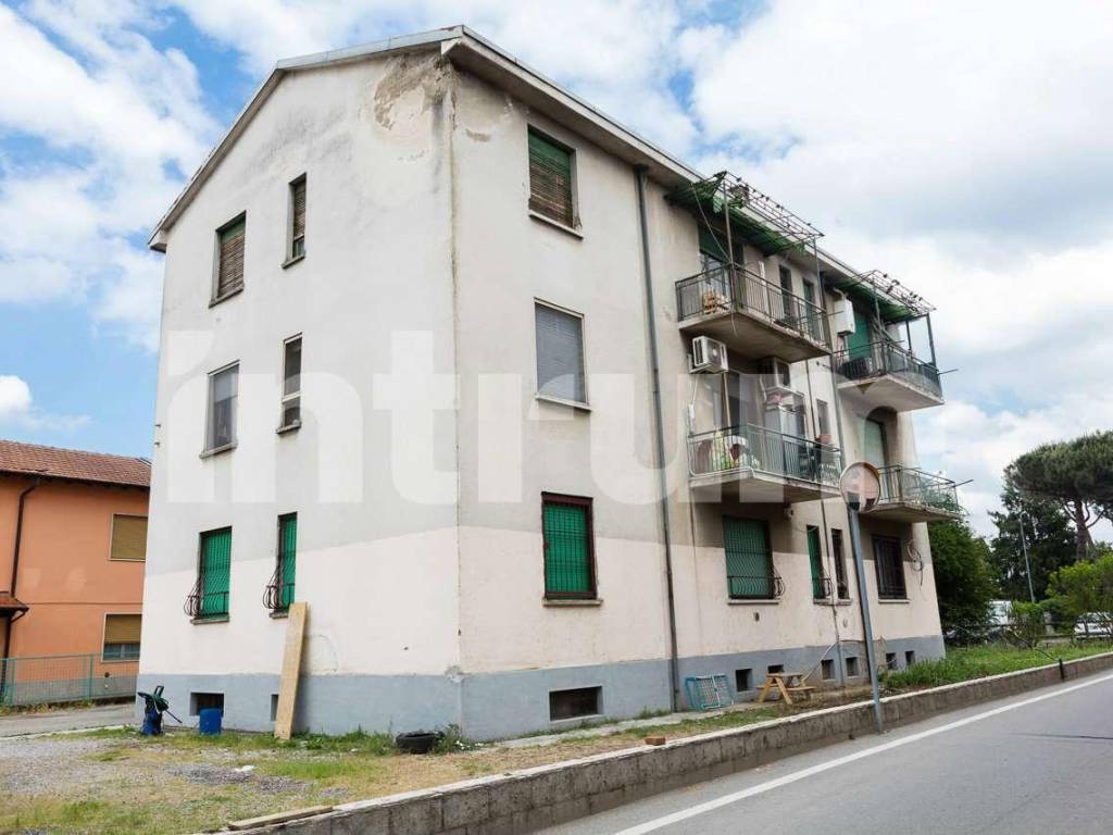 appartamento in vendita a Mulazzano in zona Quartiano