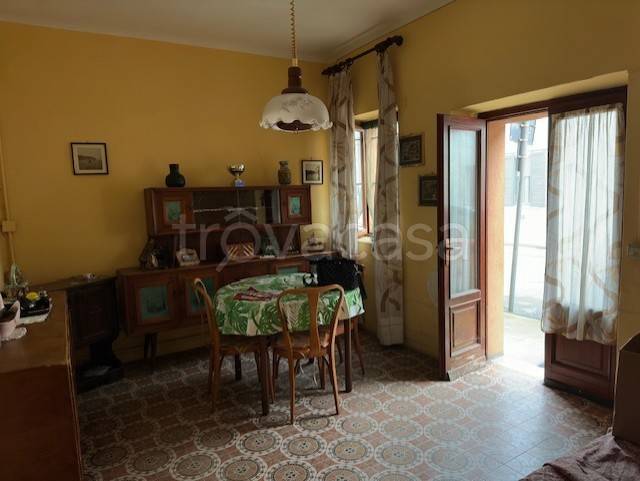 casa indipendente in vendita ad Orio Litta