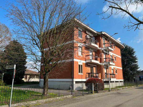 appartamento in vendita ad Orio Litta