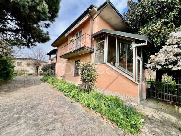 casa indipendente in vendita ad Orio Litta