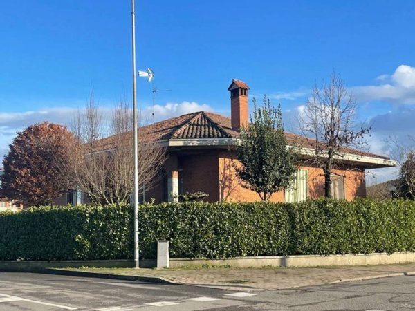 casa indipendente in vendita ad Orio Litta