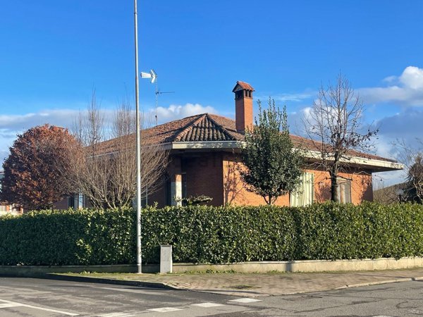 casa indipendente in vendita ad Orio Litta
