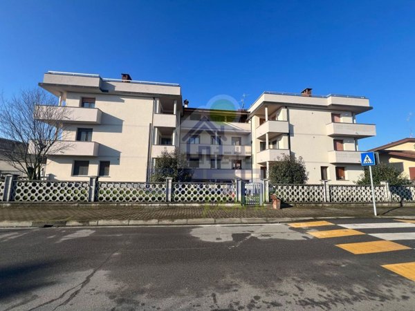 appartamento in vendita ad Orio Litta