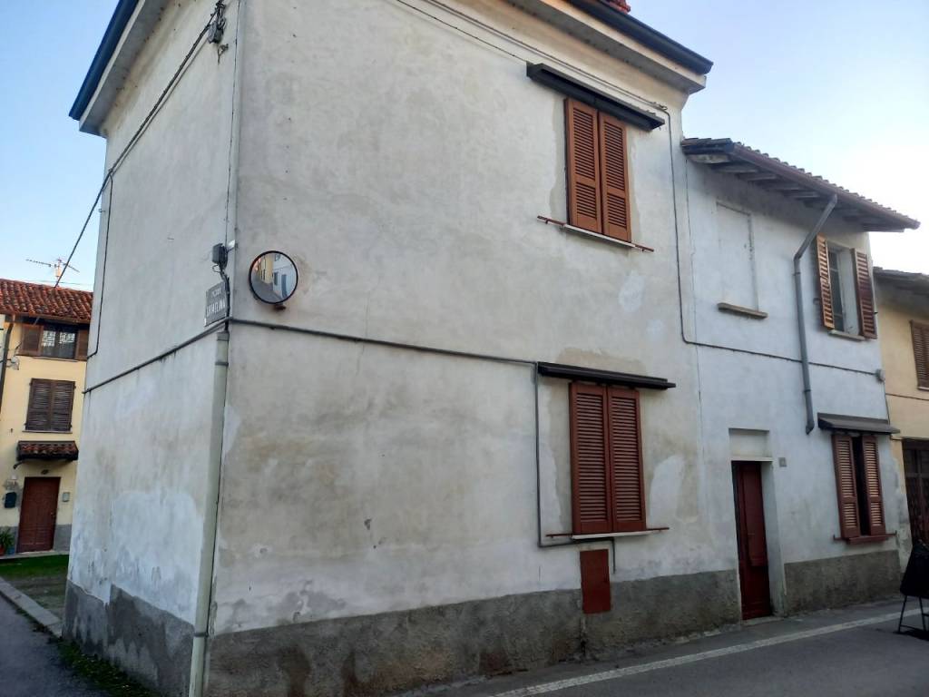 casa indipendente in vendita ad Orio Litta