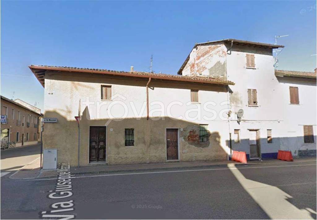 casa indipendente in vendita ad Orio Litta