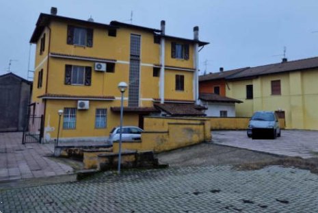 negozio in vendita ad Orio Litta