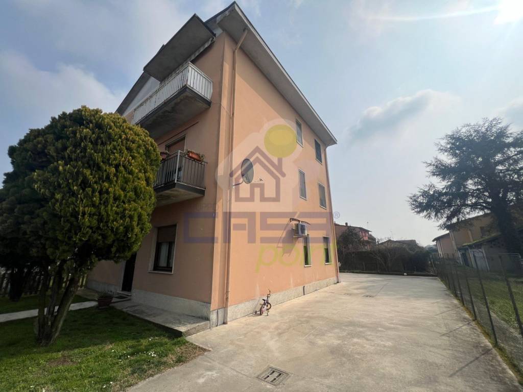 appartamento in vendita ad Orio Litta