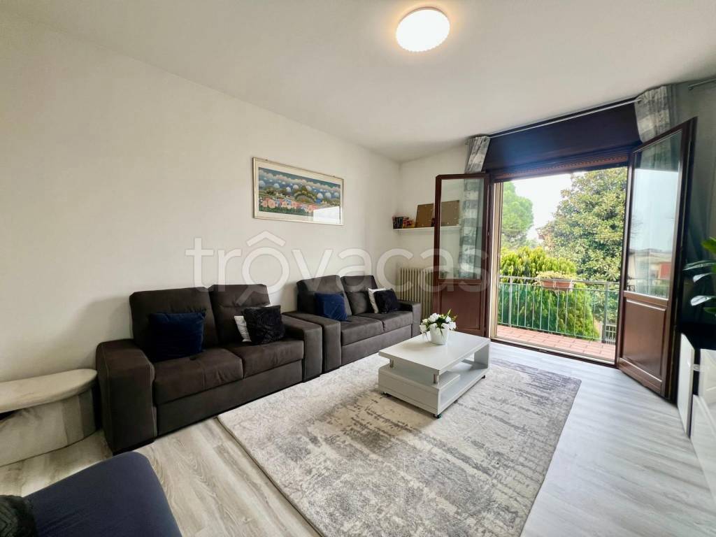 appartamento in vendita ad Orio Litta