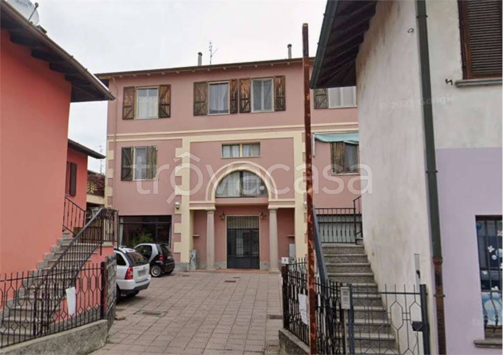 negozio in vendita ad Orio Litta
