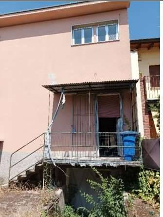 negozio in vendita ad Ospedaletto Lodigiano