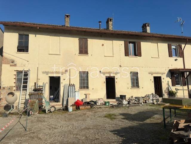 casa indipendente in vendita ad Ospedaletto Lodigiano