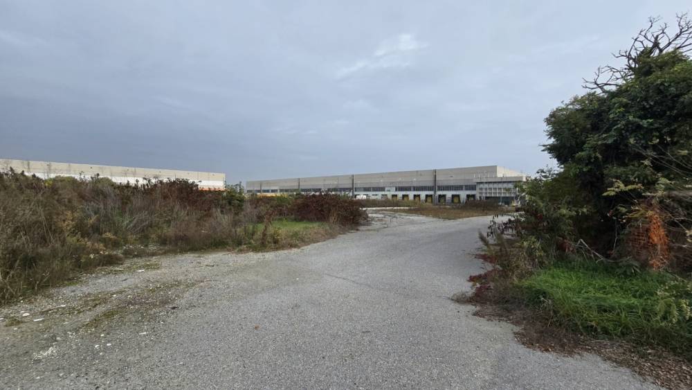 terreno industriale in vendita ad Ospedaletto Lodigiano