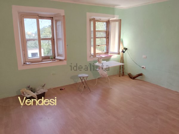 casa semindipendente in vendita ad Ospedaletto Lodigiano