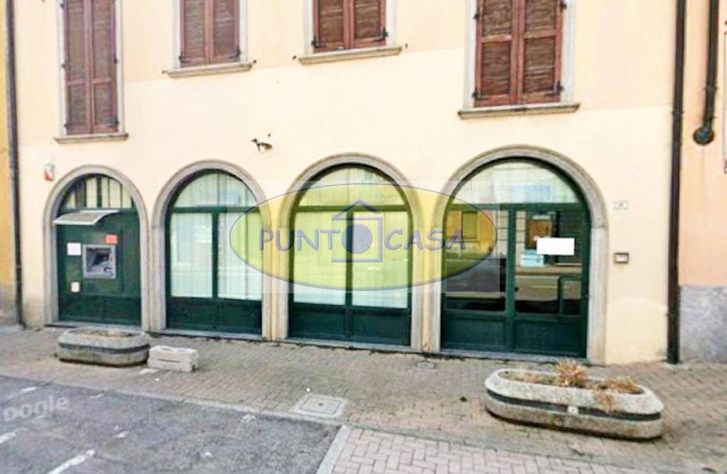negozio in vendita ad Ospedaletto Lodigiano