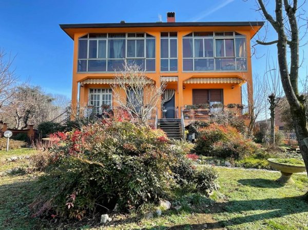 casa indipendente in vendita ad Ossago Lodigiano