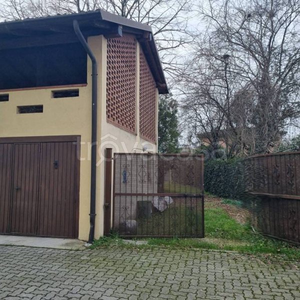 casale in vendita ad Ossago Lodigiano