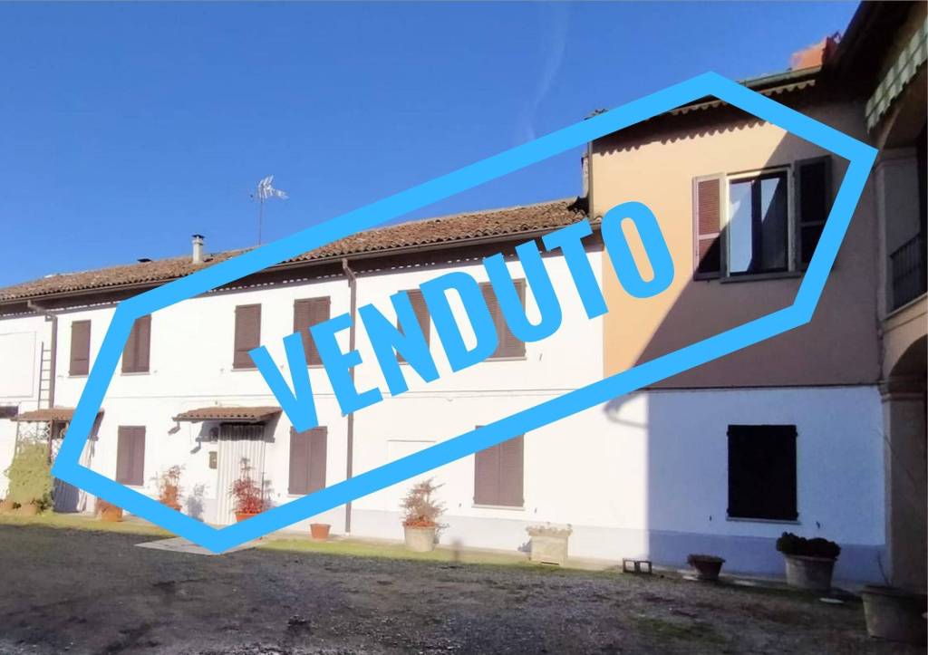 casa indipendente in vendita ad Ossago Lodigiano