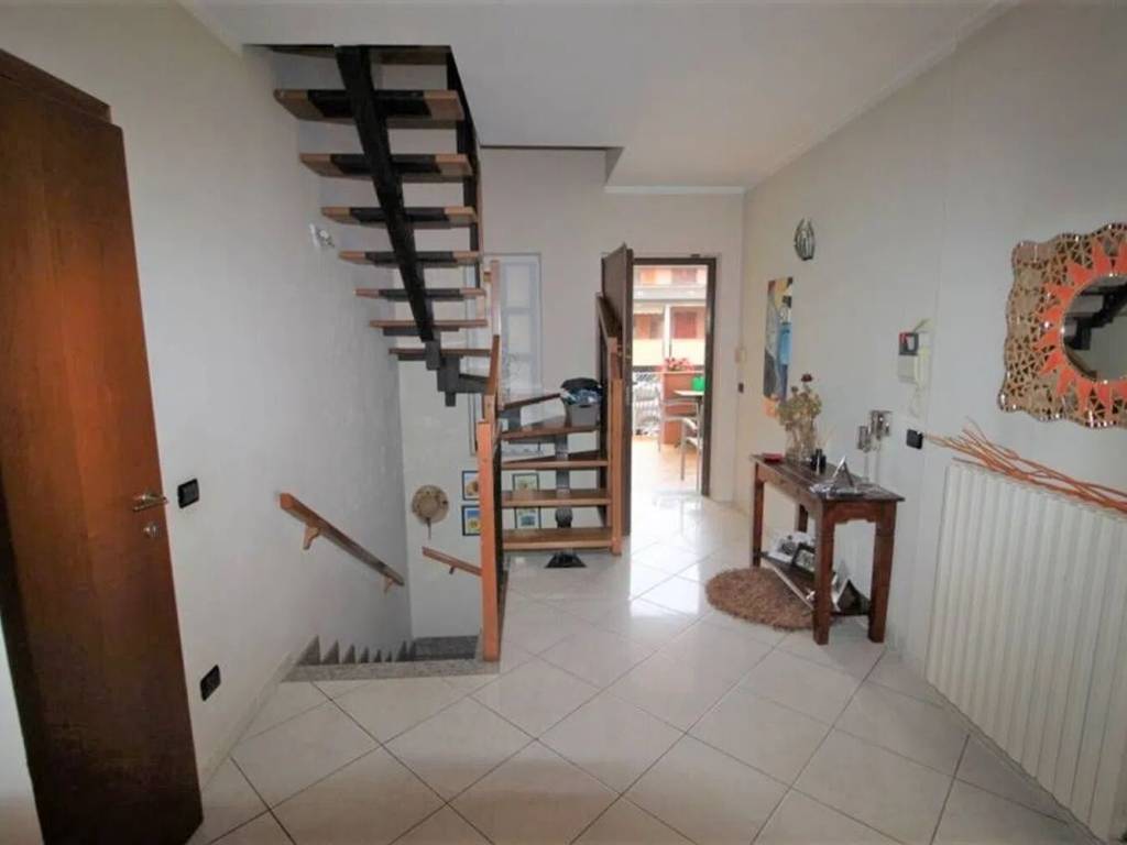 casa indipendente in vendita a Pieve Fissiraga