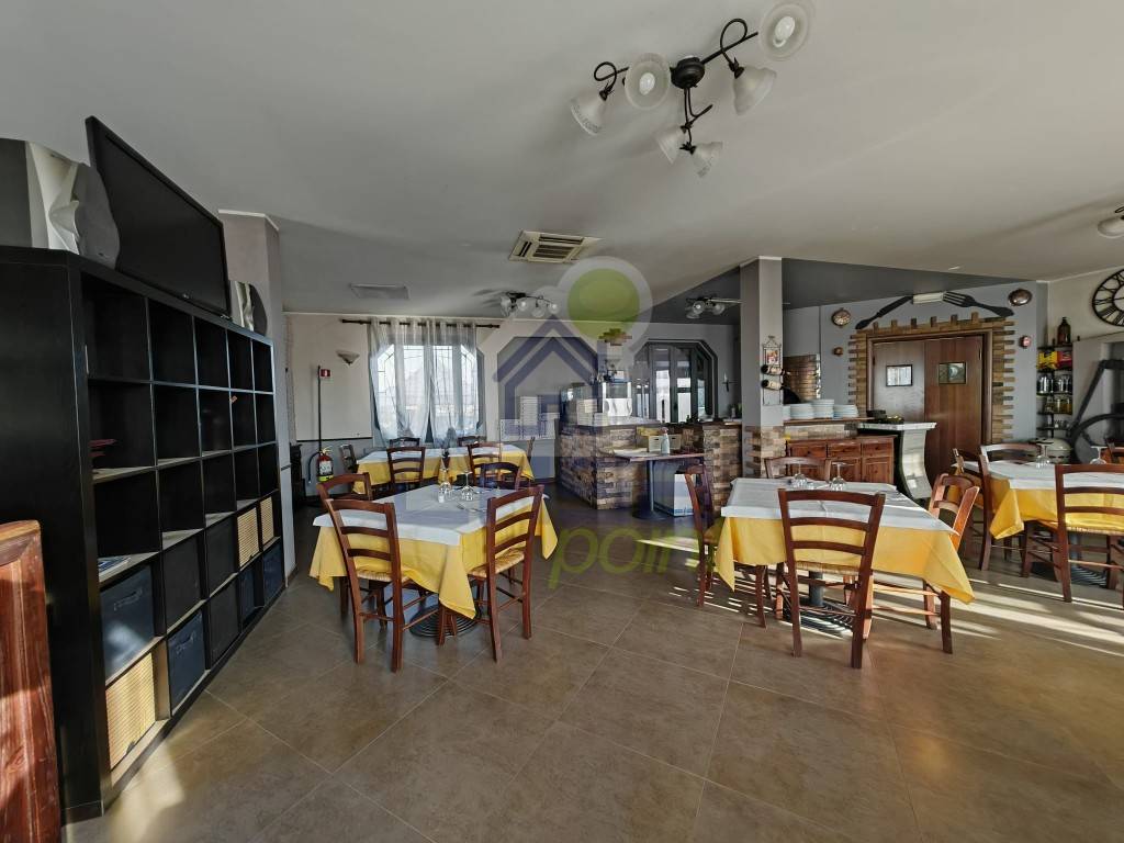 intera palazzina in vendita a Pieve Fissiraga