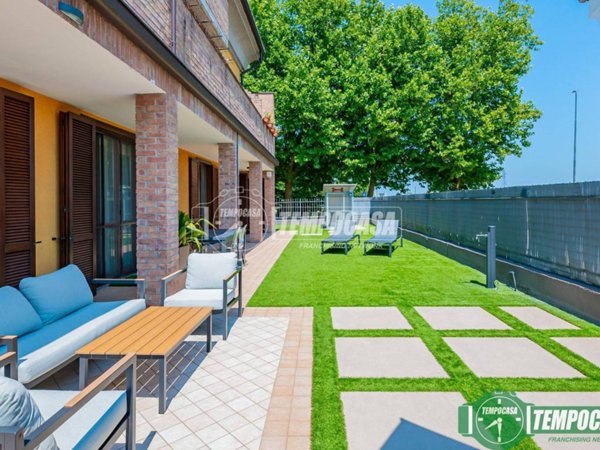 casa indipendente in vendita a Pieve Fissiraga