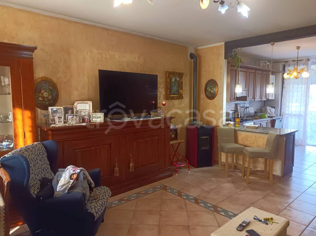 casa indipendente in vendita a Pieve Fissiraga