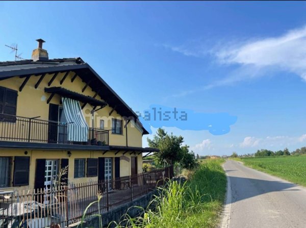 quadrivano in vendita a Pieve Fissiraga