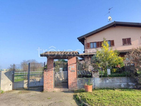 casa indipendente in vendita a Pieve Fissiraga