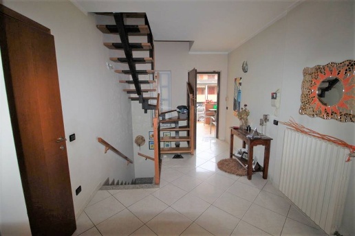 casa indipendente in vendita a Pieve Fissiraga