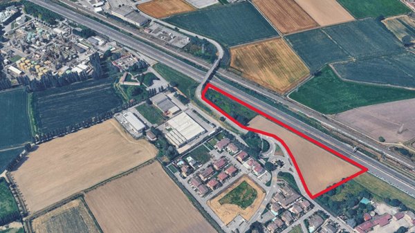 terreno agricolo in vendita a Pieve Fissiraga