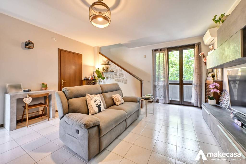 casa indipendente in vendita a Pieve Fissiraga