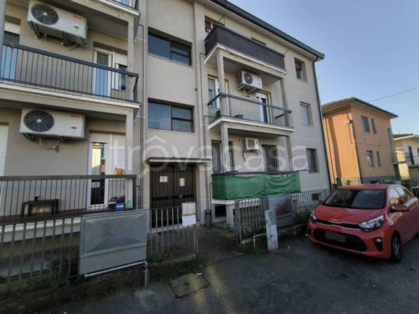 appartamento in vendita a Salerano sul Lambro