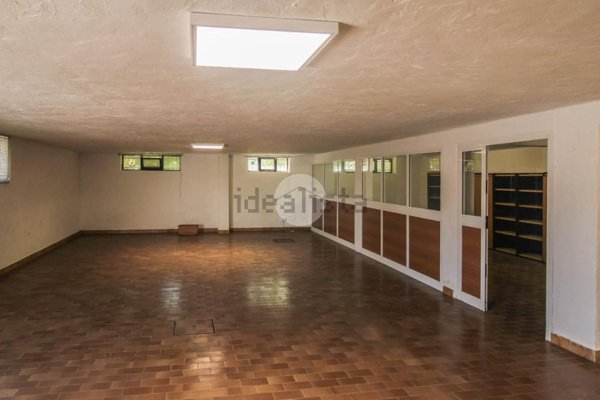 locale di sgombero in vendita a Salerano sul Lambro