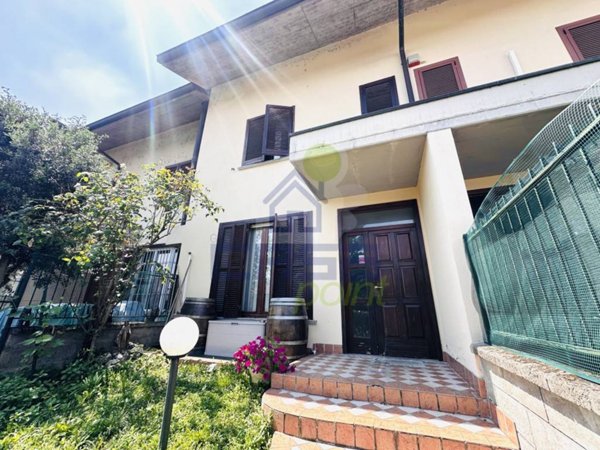 casa indipendente in vendita a Salerano sul Lambro