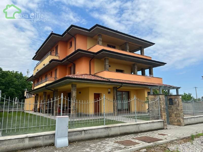 appartamento in vendita a Salerano sul Lambro