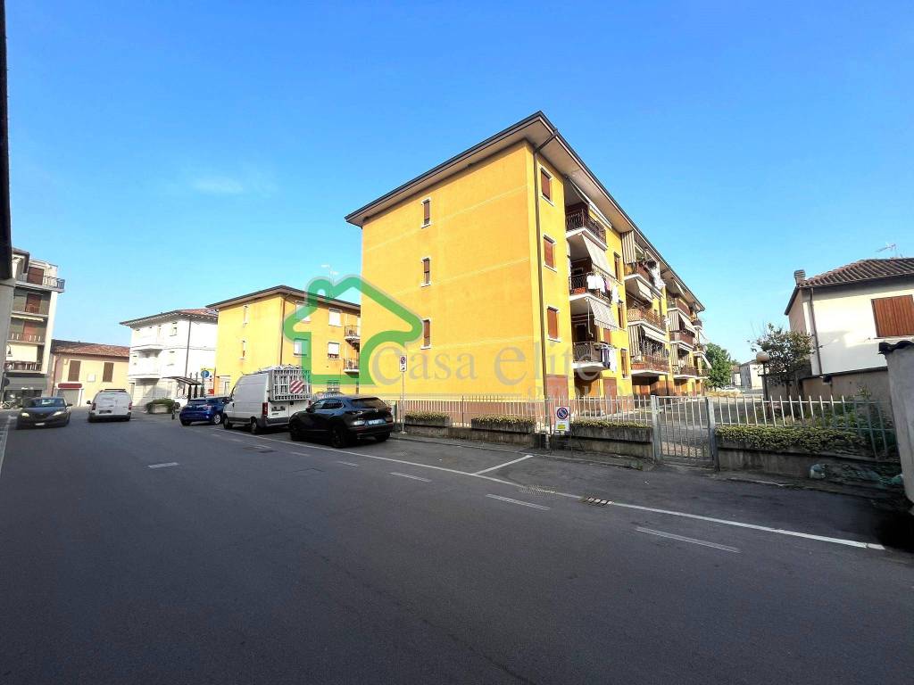 appartamento in vendita a Salerano sul Lambro